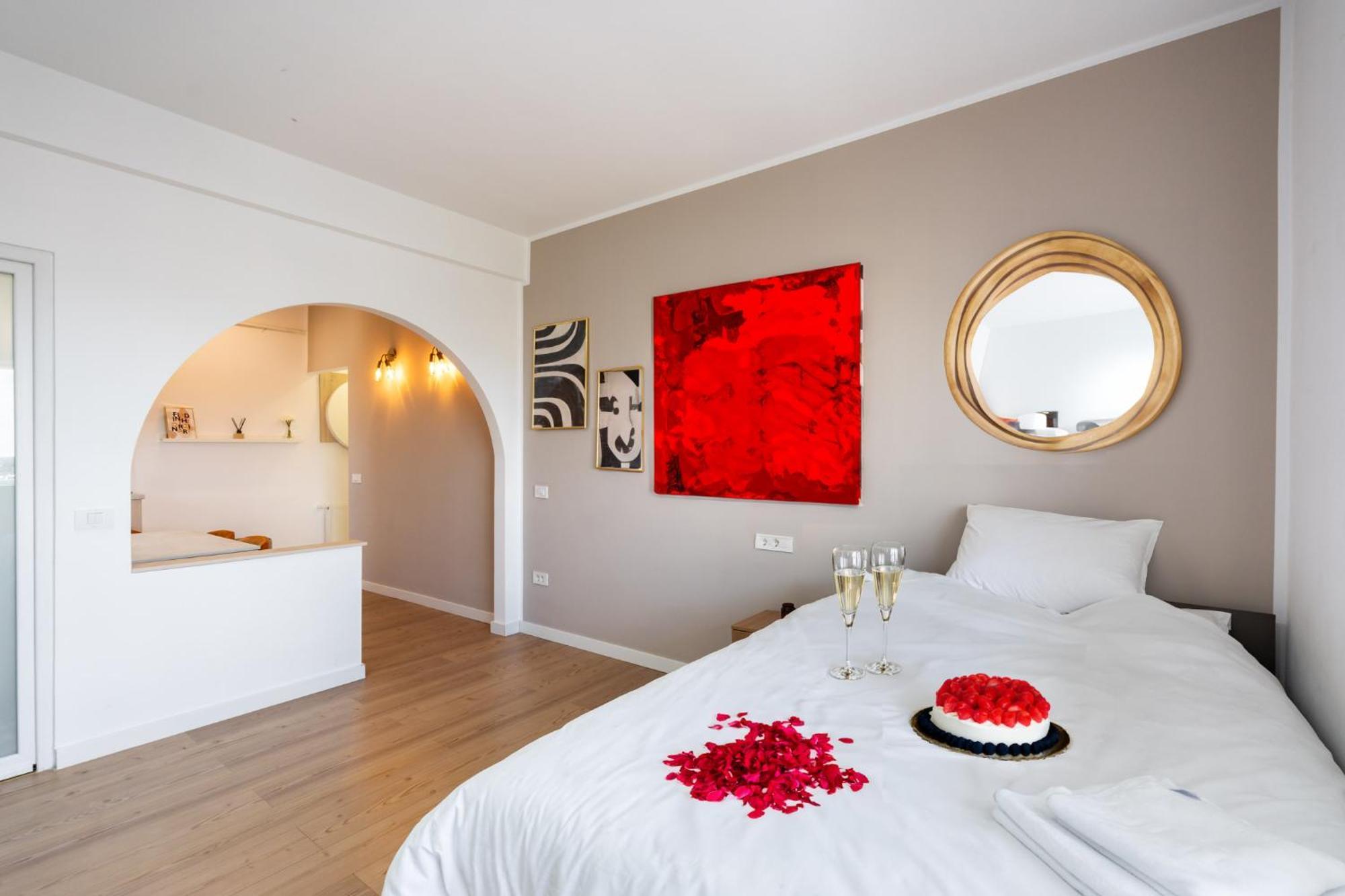 Sunset - Luxury Studio On Calea Victoriei Bucharest Exterior photo